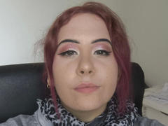 Marizza-hot - female with brown hair webcam at xLoveCam