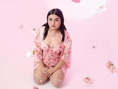 MarlaBriar - female with black hair and  big tits webcam at xLoveCam
