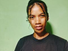 Marrah - female webcam at xLoveCam