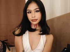 MarrahSensual - shemale with black hair and  big tits webcam at xLoveCam