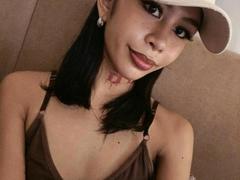 MarrahSensual - shemale with black hair and  big tits webcam at xLoveCam