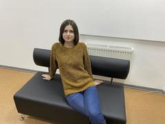 MartaLeee - female with brown hair and  small tits webcam at xLoveCam