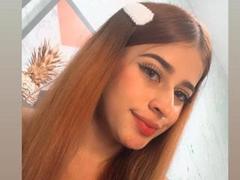 MartinaConorr - female webcam at xLoveCam