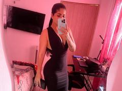 MartinaRossyI - female with black hair webcam at xLoveCam