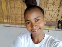 MartinahUnique from xLoveCam