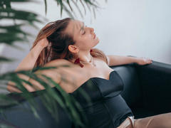 MaryWaddell - blond female with  big tits webcam at LiveJasmin