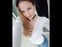MaryWet-hot - female with brown hair webcam at xLoveCam