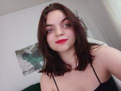 MaryXSmile from xLoveCam