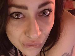 Mary-Licious - female with black hair webcam at xLoveCam