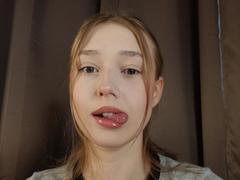 MaryaGruen - female webcam at xLoveCam