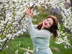 MarylinTaylor - female with brown hair and  big tits webcam at LiveJasmin
