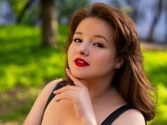 MarylinTaylor - female with brown hair and  big tits webcam at LiveJasmin
