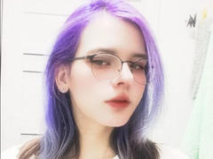 MathaDernier - female with black hair webcam at xLoveCam