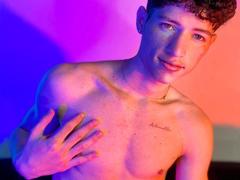 MattiaMancini - male webcam at LiveJasmin