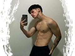 MattiaMancini - male webcam at LiveJasmin