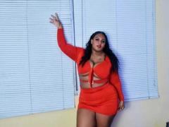 MatureaHomeBebe - female with black hair webcam at xLoveCam
