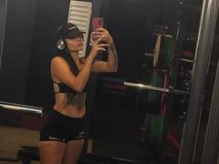 MauiMoor - female with black hair and  big tits webcam at LiveJasmin