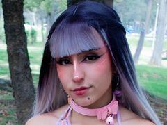 MaveParker - female with brown hair and  small tits webcam at LiveJasmin