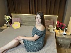 MavkaCute - female with brown hair and  big tits webcam at xLoveCam