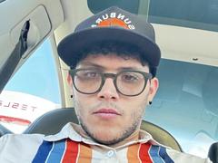 MaxAdamz from xLoveCam