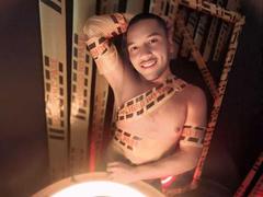 MaxiRivers - male webcam at xLoveCam