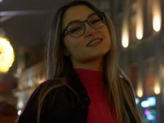 MaximinaCondroski - female with black hair webcam at xLoveCam
