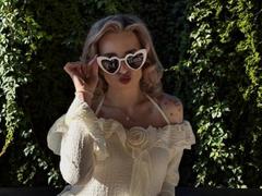 MaximinaMayhood - blond female with  big tits webcam at xLoveCam