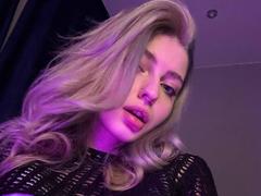MayMeow - blond female with  small tits webcam at xLoveCam