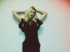 MayaGloss - blond female with  small tits webcam at ImLive