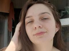 MayaSchatz-hot - female with brown hair webcam at xLoveCam
