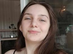 MayaSchatz-hot - female with brown hair webcam at xLoveCam