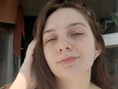 MayaSchatz-hot - female with brown hair webcam at xLoveCam