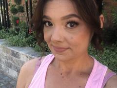 MayaHt - female with brown hair and  big tits webcam at xLoveCam