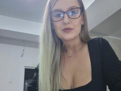 MayaTrainorX - blond female with  big tits webcam at ImLive
