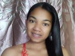 MayahMagique - female with black hair webcam at xLoveCam