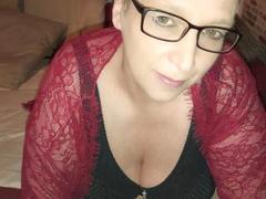 maeuschen70-hot from xLoveCam