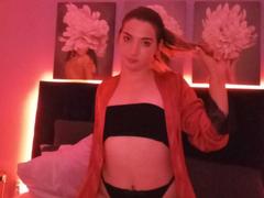 MedeyaStarr - blond shemale webcam at LiveJasmin