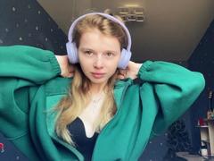 MiaGronburg - blond female webcam at LiveJasmin