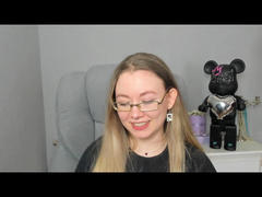 Meeranda from xLoveCam