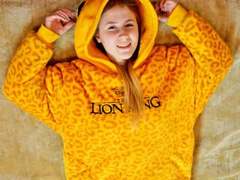 MeganCute-hot - blond female webcam at xLoveCam