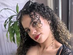 MeganGlowX - female with brown hair and  big tits webcam at xLoveCam