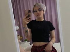 MeganLora-hot - blond female webcam at xLoveCam