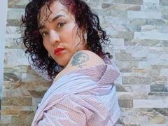 MeganMilf69 - female with red hair webcam at xLoveCam
