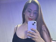 MeganRegan - female webcam at xLoveCam