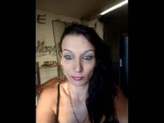 MeganSexyHot69 from xLoveCam