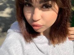 MeganWoww - female webcam at xLoveCam