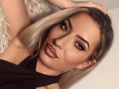 MeganeBlaze - blond female with  big tits webcam at xLoveCam