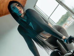 MeghanLopez - female with black hair webcam at xLoveCam