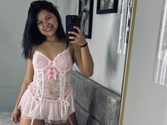Mei69 - female with black hair webcam at xLoveCam