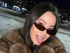 MeiEbert - female with black hair and  big tits webcam at xLoveCam